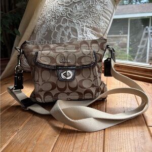 Coach Signature Penelope Turnlock Bag